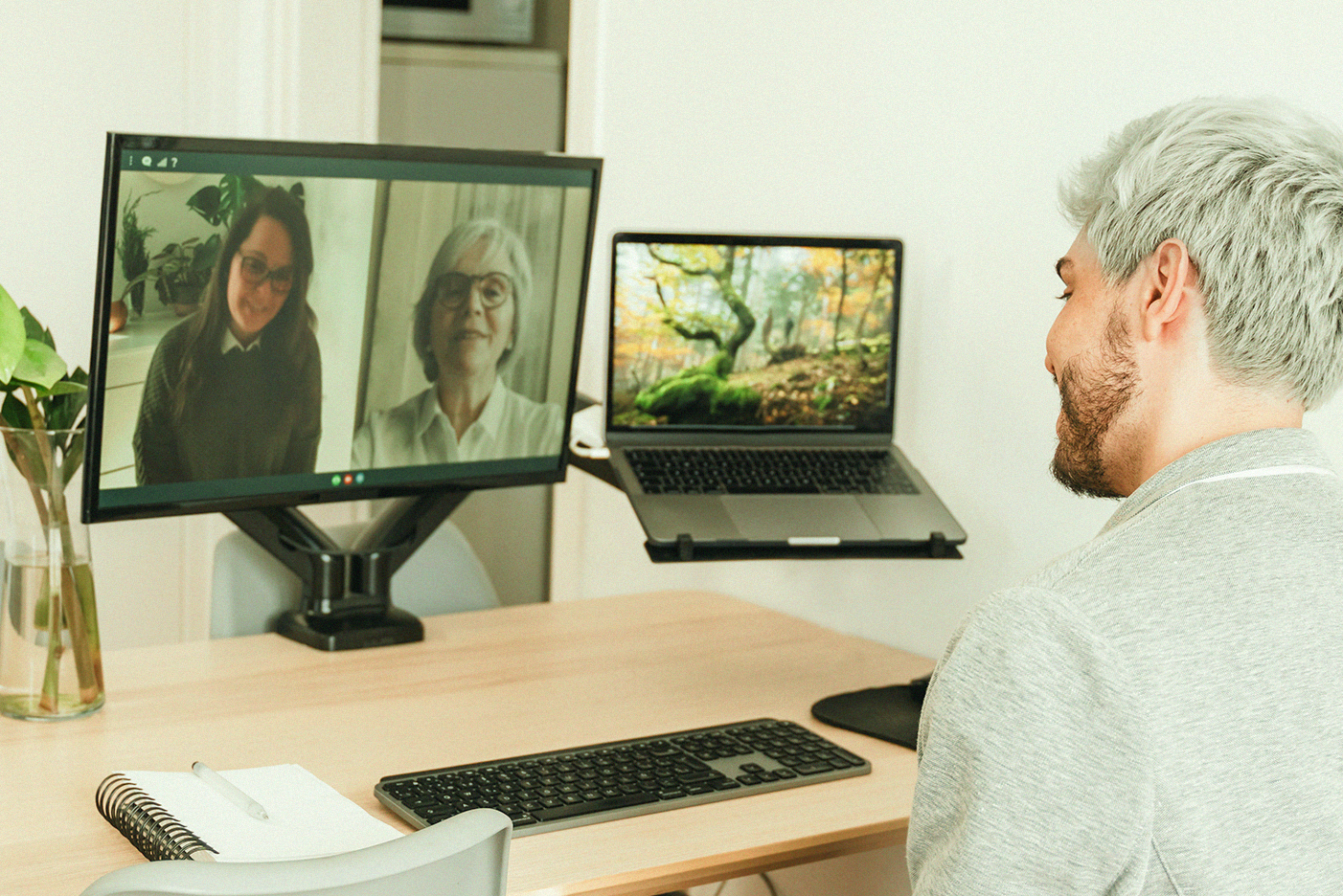 A Revolução do Trabalho Híbrido: Desafios e Oportunidades para a Gestão de Benefícios